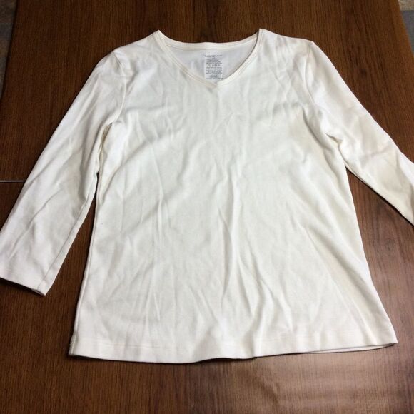 White Top - Picture 6 of 15